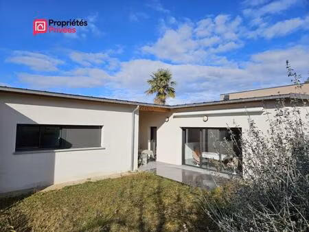 auch  maison de plain-pied  4 piece(s) 100 m²  garage