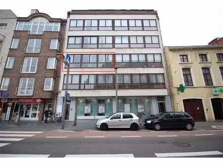 ruim appartement met uitzicht over de grote markt