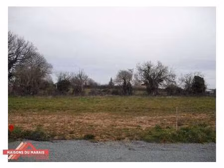 vente terrain à coulonges-sur-l'autize (79160) : à vendre / coulonges-sur-l'autize