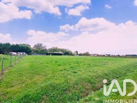 vente terrain à mons (17160) : à vendre / 645m² mons