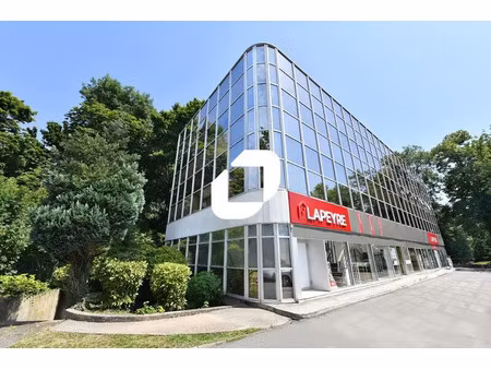 a louer  produit rare