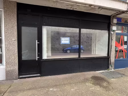 location local commercial 39m² coutances 50200