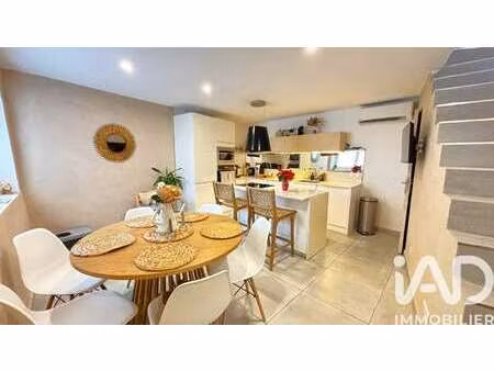 vente maison à saint-paul-en-forêt (83440) : à vendre / 64m² saint-paul-en-forêt