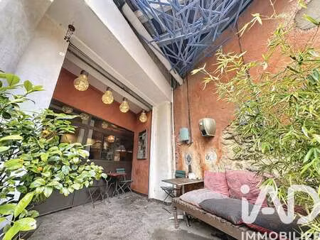 vente immeuble à apt (84400) : à vendre / 150m² apt