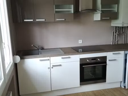 location appartement 3 pièces  56.00m²  soissons