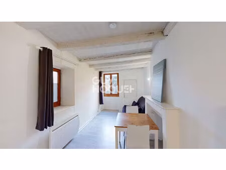 charmant studio au coeur de chambéry !