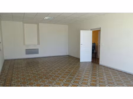 location local commercial  66.97m²  carcassonne