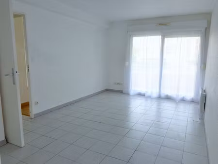 location appartement 2 pièces  39.07m²  sète