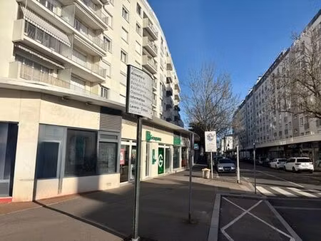 achat local commercial 112m² orleans 45100