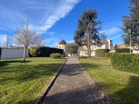 villepreux - appartement 3 pieces - balcon - 2 places de parking