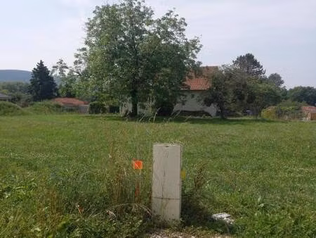 terrain constructible viabilisé à vendre