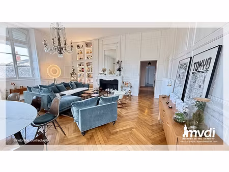 location appartement 5 pièces 166m²