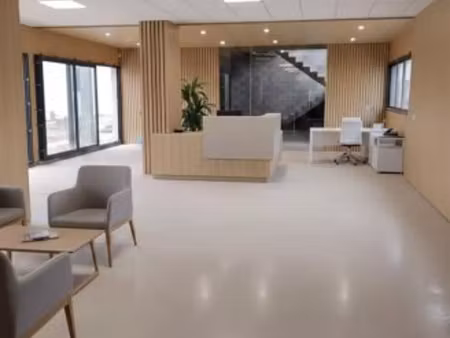 vente bureau 297m2 perpignan 66000 - 688000 € - surface privée