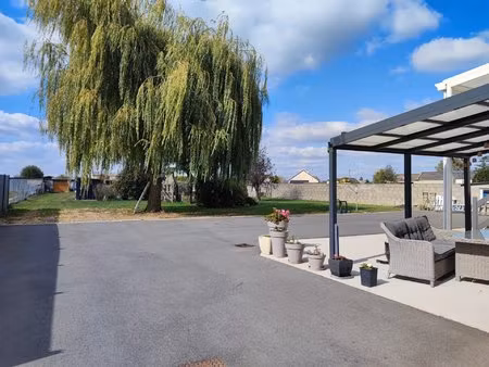 proche montreuil-bellay