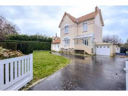 vente maison à cugand (85610) : à vendre / 109m² cugand