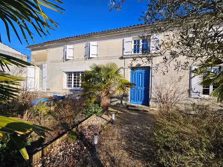 vente maison 6 pièces 230 m² à chaniers (17610)  389 900 €