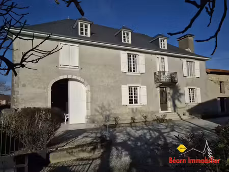 vente ferme 10 pièces 281 m² à narp (64190)  420 000 €