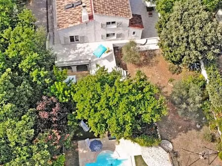 villa pourrieres 6 pièces 213 m2