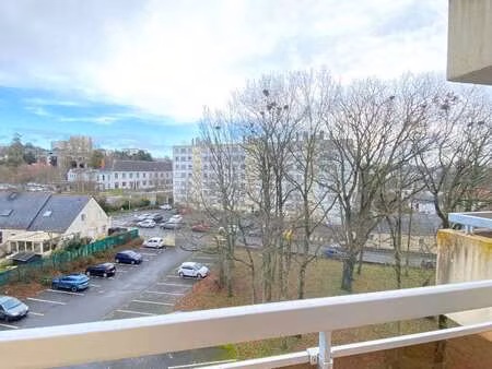 location appartement 3 pièces à cholet (49300) : à louer 3 pièces / 90m² cholet