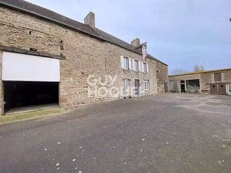 ensemble immobilier mont-dol