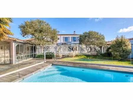 maison avec piscine en bord de mer le bois-plage-en-re (17)