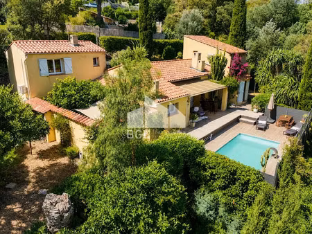 vente maison 5 pièces 130 m² à bormes-les-mimosas (83230)  695 000 €