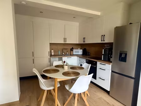 vente appartement 2 pièces 29.75 m² à lons-le-saunier (39000)  90 000 €