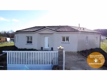 maison 4 pièces – 3 chambres – plain-pied récent 2023