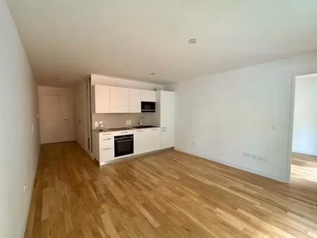 location appartement 2 pièces 46 m² à issy-les-moulineaux (92130)  1 490 €