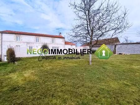 vente maison à montournais (85700) : à vendre / 181m² montournais