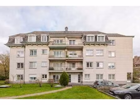 appartement met terras  parking en garage te 9051 gent