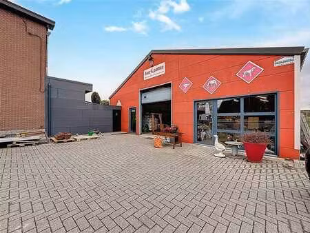 entrepôt - commerce