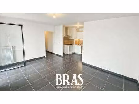 location appartement 2 pièces à nantes île de nantes (44000) : à louer 2 pièces / 44m² nan