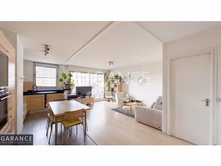 appartement 3 pièces 2 chambres avec balcon  calme et lumi?