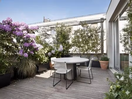 retour à la vente - 5 pièces – dernier etage – terrasse + parking – proche centre ville