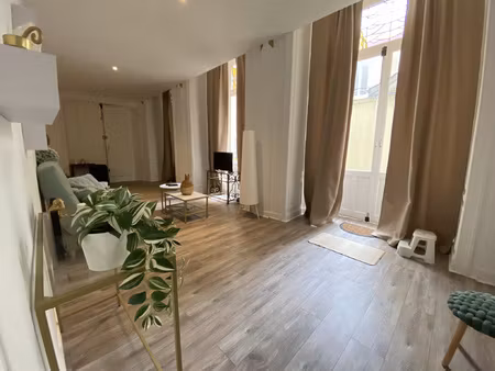 appartement de caractère aux portes du centre ville