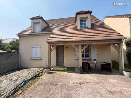 maison a vendre au vieux pays de tremblay en france