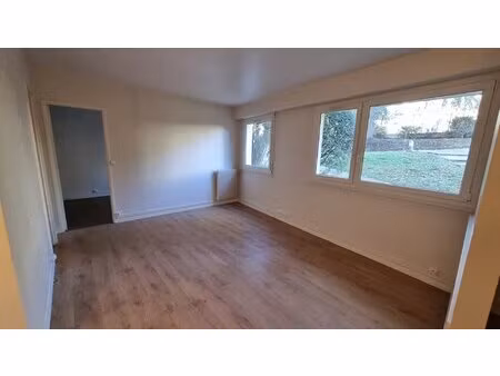 2 pièces - copropriété arborée