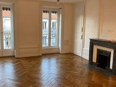 loue appartement t2 56m² lyon 6ème
