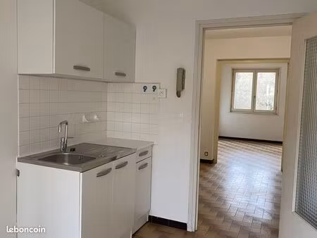 t1 33m2 centre montbrison