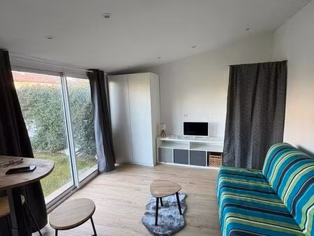 loue studio neuf meublé 25 m2