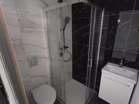 studio à louer de 16m²