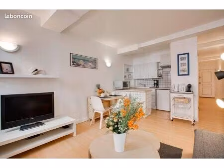 loue t2 meublé les chartreux