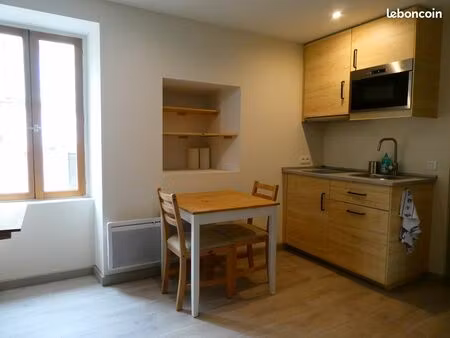 studio étudiant meublé centre valbonne