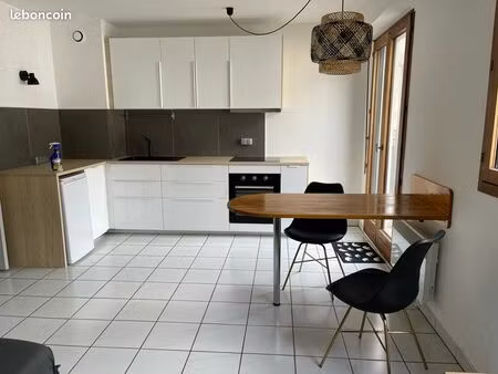 charmant studio avec coin chambre île verte