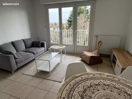 appartement t3 avec balcon