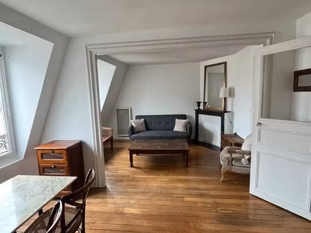 à louer en meublé bail d’un an – appartement 2/3 pièces – 60 m² – paris 7ᵉ 2400 euros ttc 