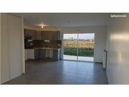 maison 2 chambres libre 8 mars cherche locataire(s)