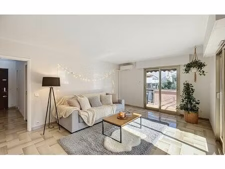 appartement cannes 65.7 m² t-3 à vendre  335 000 €