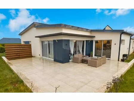 maison plouvorn 103 m² t-4 à vendre  273 000 €